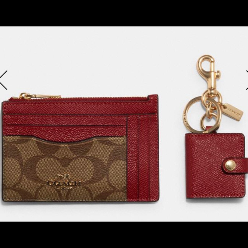 Coach Sets!! - Picture 4 of 10